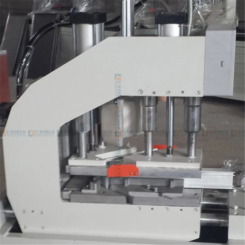 One-Head Welding Machine for Vinyl Profies04.jpg
